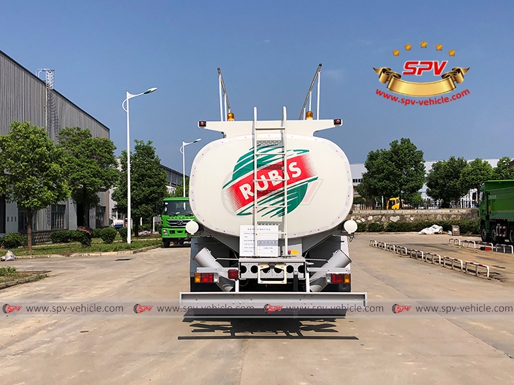 15,000 litres Fuel Tanker Truck ISUZU - B
